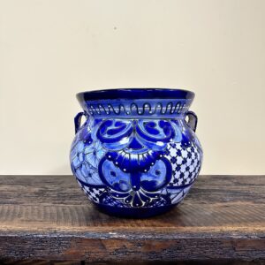 maceta talavera azul. Blue talavera pot.